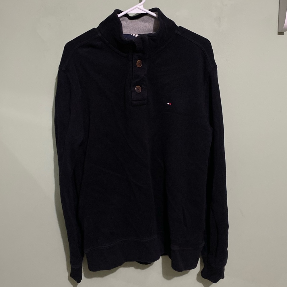Tommy Hilfiger quarter button sweater size large